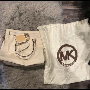 White Michael Kors Purse